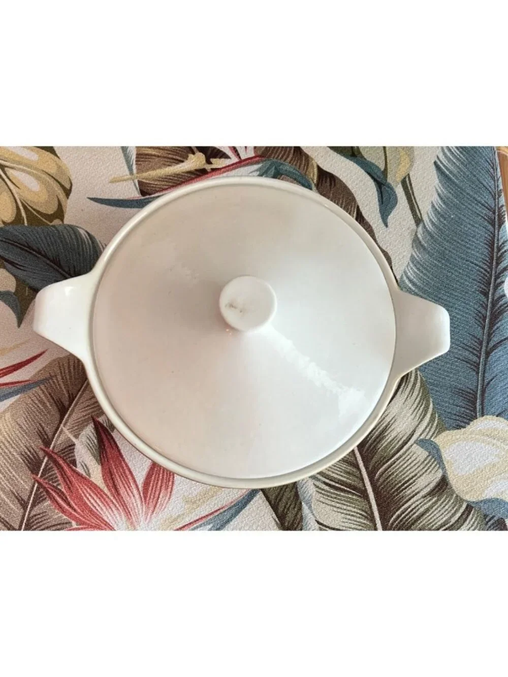 Vintage Royal China casserole dish is in the 